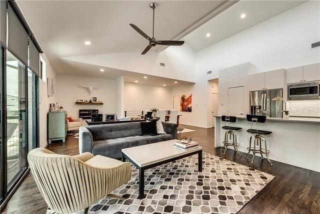 2222 N Prairie Avenue 2, Dallas, TX 75204