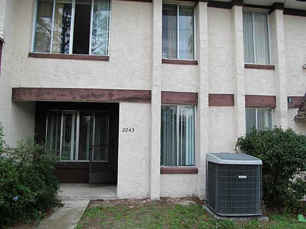 Image 1 of property listing at 2243 SILVER PINES PLACE 405, Orlando, FL 32808