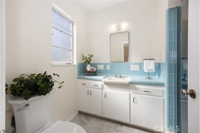 1526 Lynoak Dr, Claremont, CA 91711