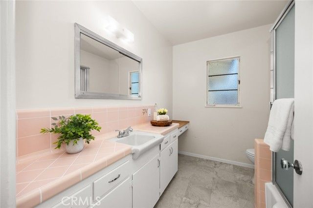 1526 Lynoak Dr, Claremont, CA 91711