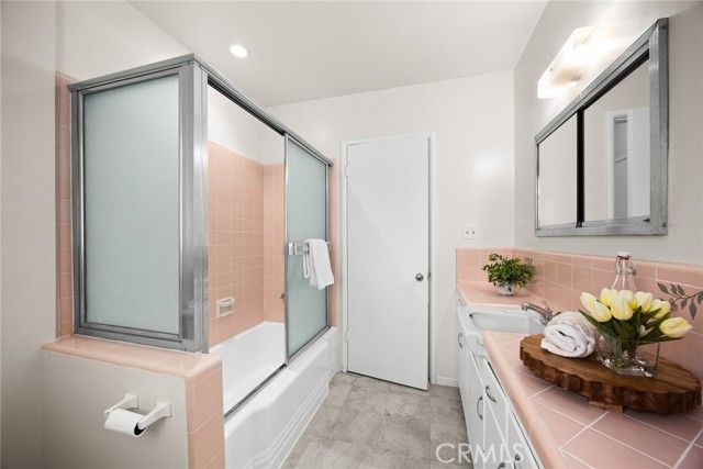 1526 Lynoak Dr, Claremont, CA 91711