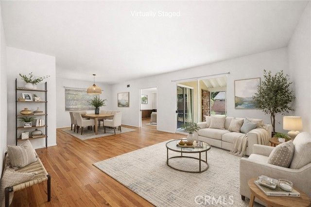 1526 Lynoak Dr, Claremont, CA 91711