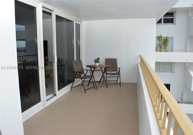 177 Ocean Lane Dr 713, Key Biscayne, FL 33149