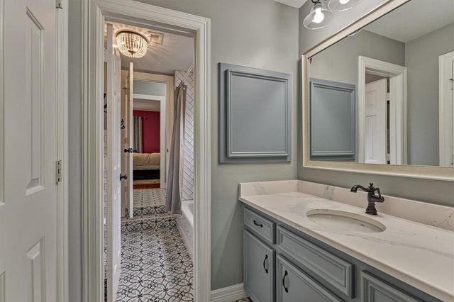 19 Craggy Rock Street, The Woodlands, TX 77381