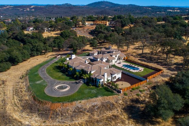 2070 W Green Springs Rd, El Dorado Hills, CA 95762