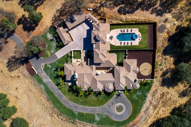 2070 W Green Springs Rd, El Dorado Hills, CA 95762