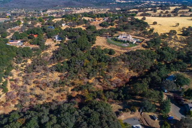 2070 W Green Springs Rd, El Dorado Hills, CA 95762