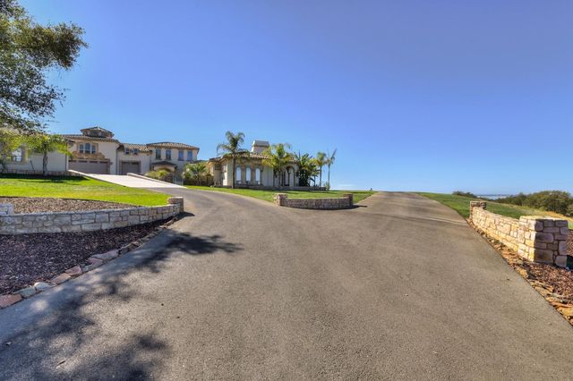 2070 W Green Springs Rd, El Dorado Hills, CA 95762