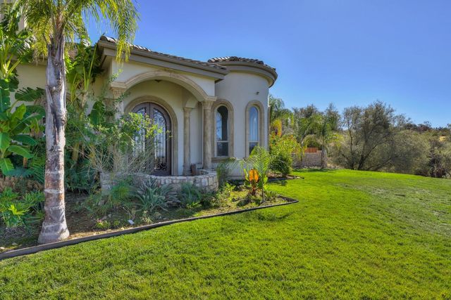2070 W Green Springs Rd, El Dorado Hills, CA 95762