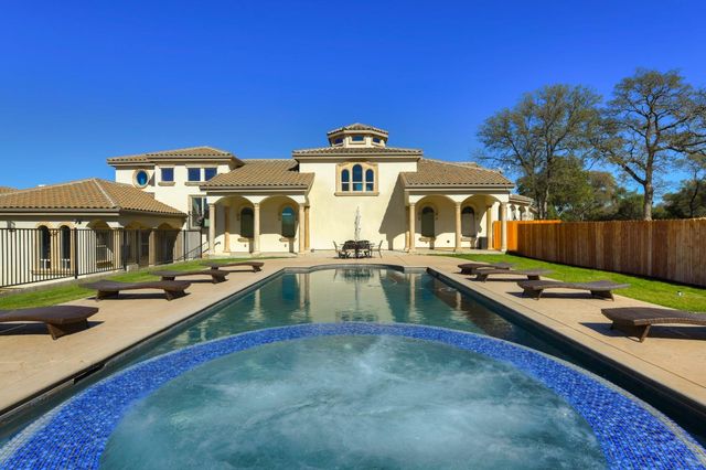 2070 W Green Springs Rd, El Dorado Hills, CA 95762