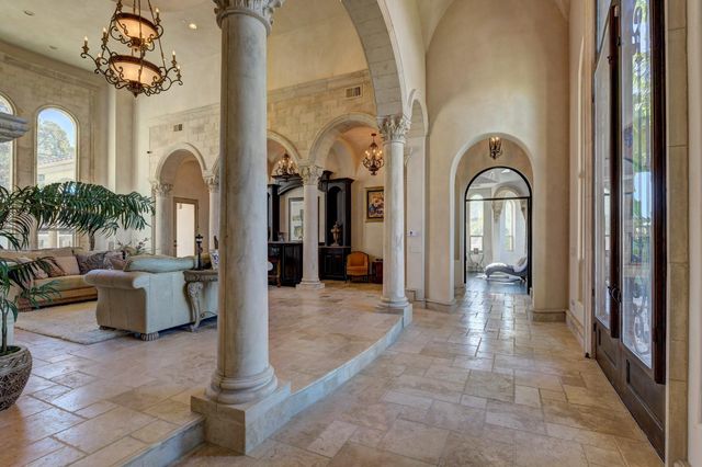 2070 W Green Springs Rd, El Dorado Hills, CA 95762