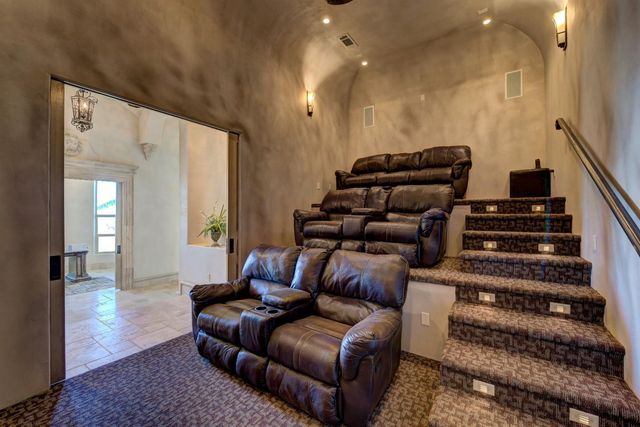 2070 W Green Springs Rd, El Dorado Hills, CA 95762