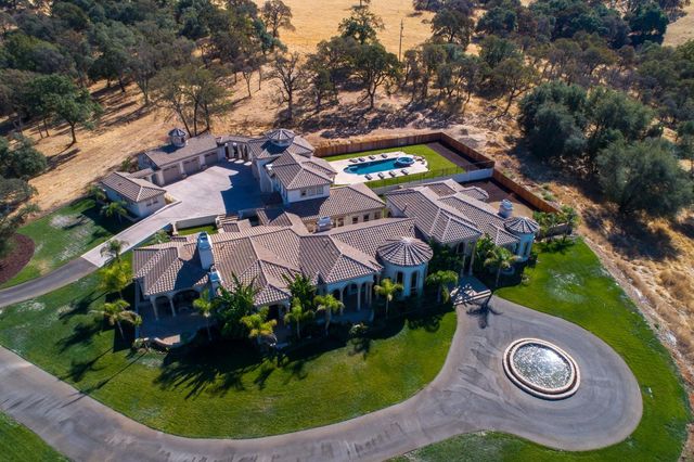 2070 W Green Springs Rd, El Dorado Hills, CA 95762