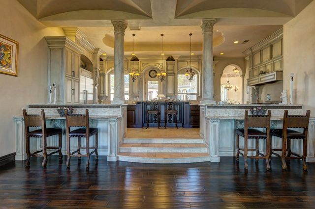 2070 W Green Springs Rd, El Dorado Hills, CA 95762