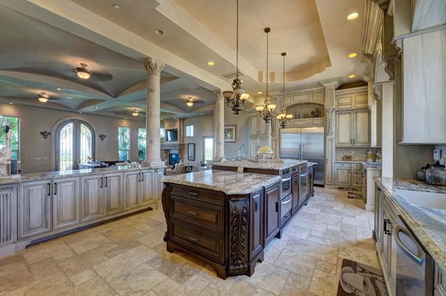 2070 W Green Springs Rd, El Dorado Hills, CA 95762