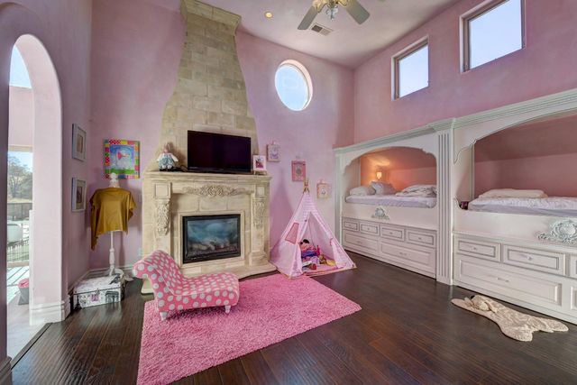 2070 W Green Springs Rd, El Dorado Hills, CA 95762