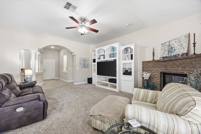 10600 Mersham Hill Drive, Bakersfield, CA 93311