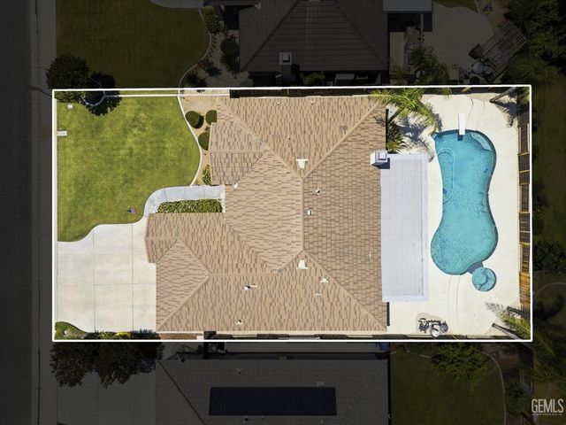 10600 Mersham Hill Drive, Bakersfield, CA 93311