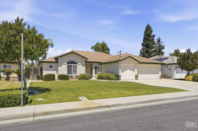 10600 Mersham Hill Drive, Bakersfield, CA 93311