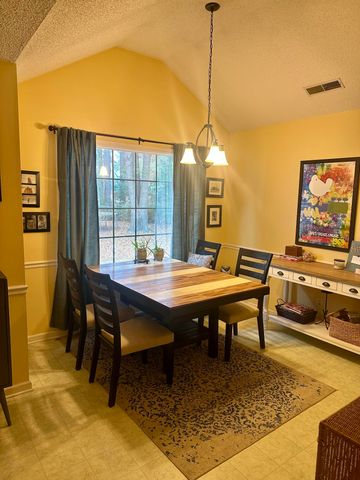 1107 Longleaf Dr., Manning, SC 29102