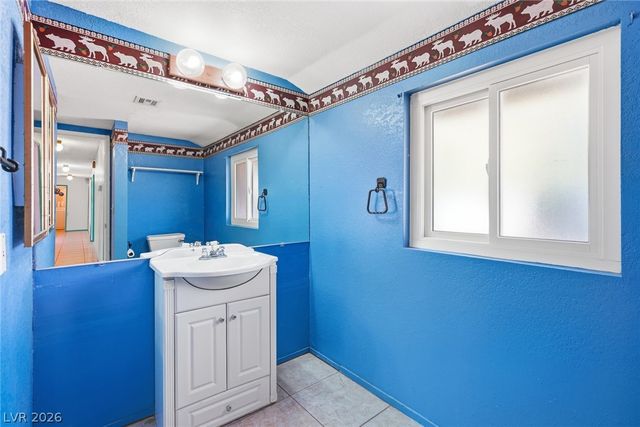 212 Spanish Drive, Las Vegas, NV 89110
