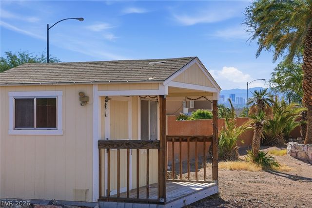 212 Spanish Drive, Las Vegas, NV 89110