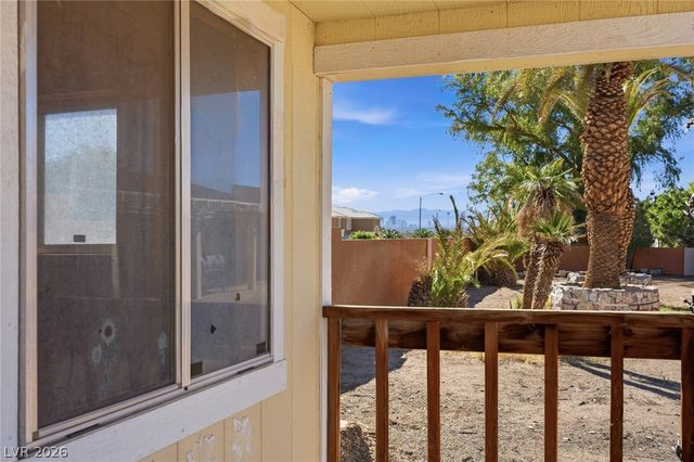 212 Spanish Drive, Las Vegas, NV 89110