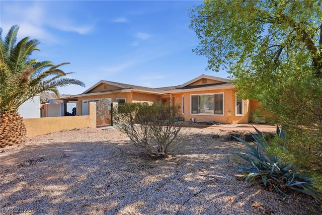 212 Spanish Drive, Las Vegas, NV 89110