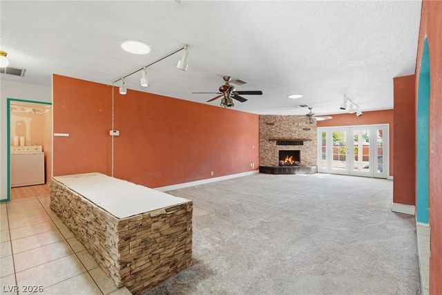 212 Spanish Drive, Las Vegas, NV 89110