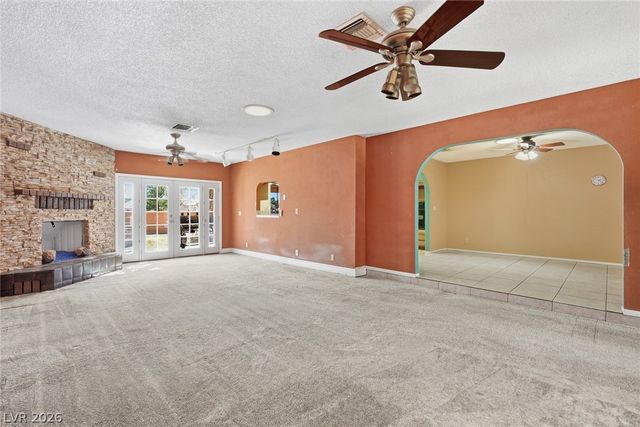 212 Spanish Drive, Las Vegas, NV 89110