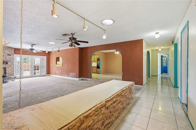 212 Spanish Drive, Las Vegas, NV 89110