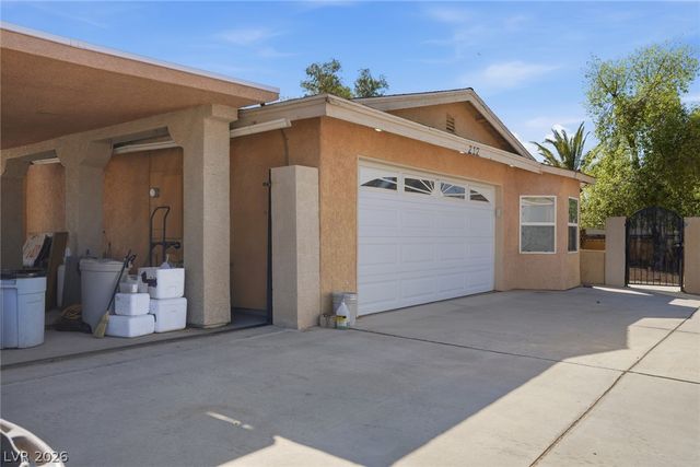 212 Spanish Drive, Las Vegas, NV 89110