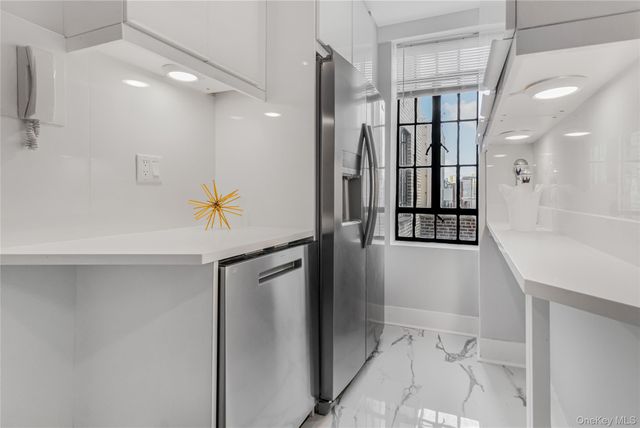 101 Lafayette Avenue 10M, Brooklyn, NY 11217