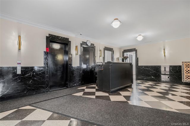 101 Lafayette Avenue 10M, Brooklyn, NY 11217