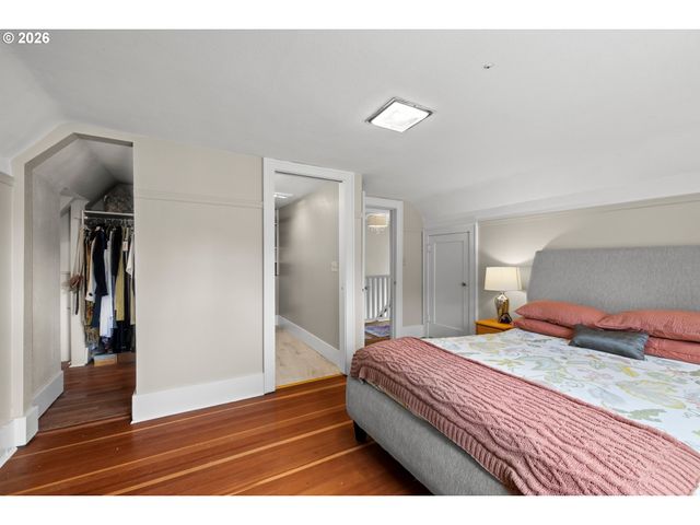 5480 GROVE St, West Linn, OR 97068