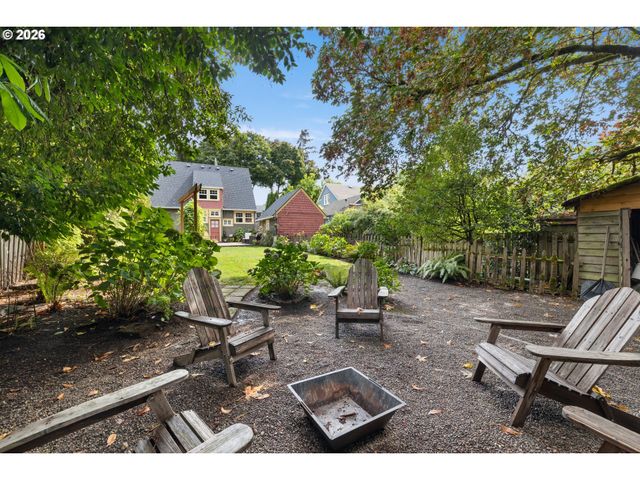 5480 GROVE St, West Linn, OR 97068