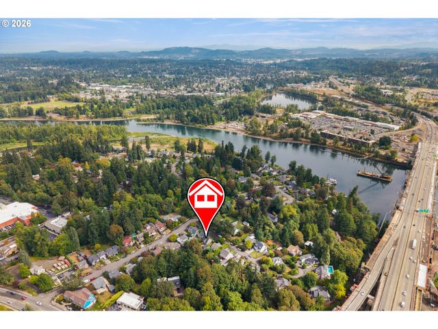 5480 GROVE St, West Linn, OR 97068