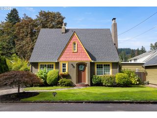 5480 GROVE St, West Linn, OR 97068