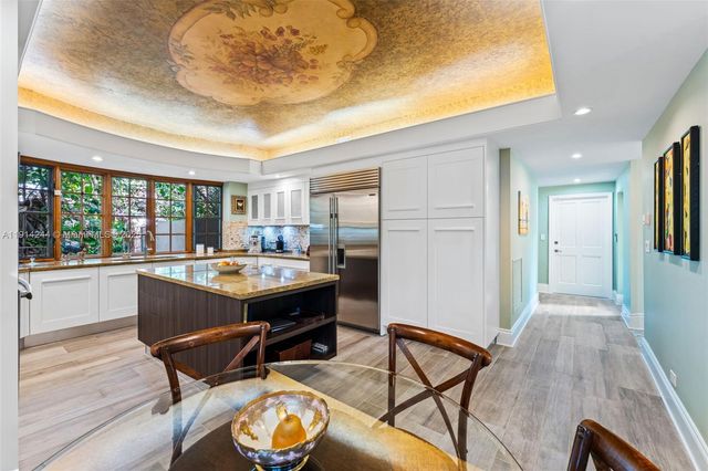 3506 Banyan Cir, Miami, FL 33133