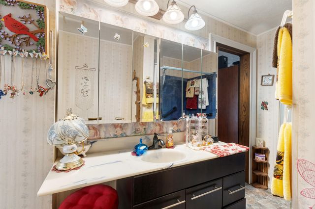 1115 Cooper Street, Jackson, MI 49202