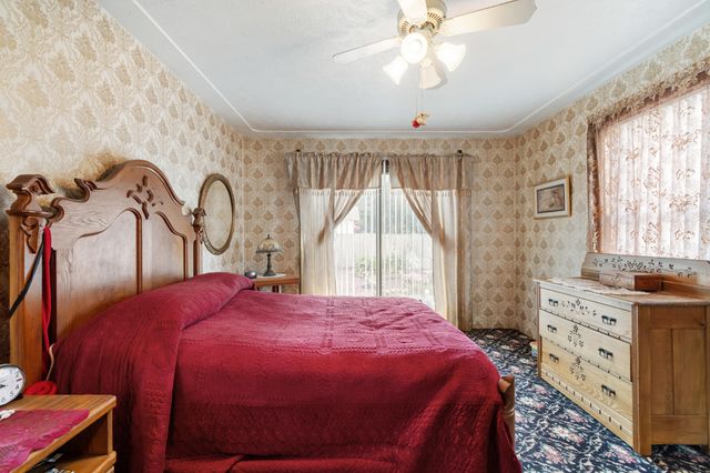 1115 Cooper Street, Jackson, MI 49202