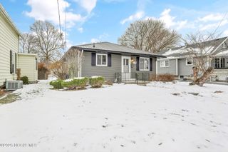 429 S Maple Street, Bowling Green, OH 43402