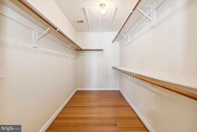 1813 DAWSON ST, Vienna, VA 22182