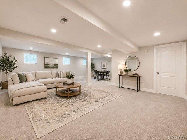 7073 E Warren Dr, Denver, CO 80224