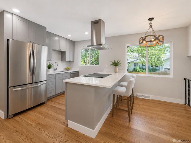 7073 E Warren Dr, Denver, CO 80224