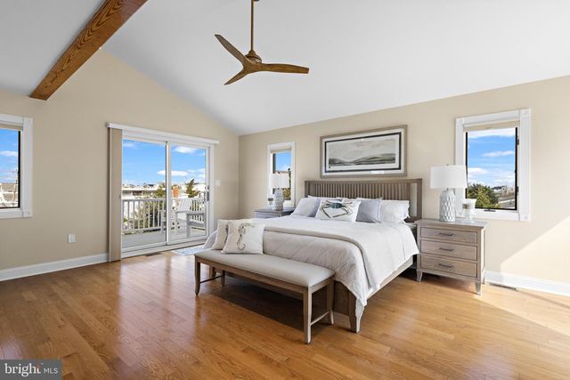 331 N 2ND ST, Surf City, NJ 08008
