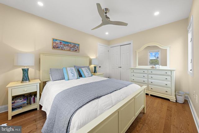 331 N 2ND ST, Surf City, NJ 08008
