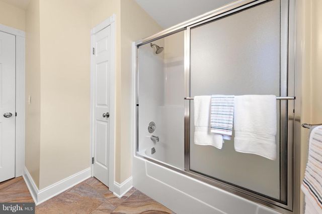 331 N 2ND ST, Surf City, NJ 08008