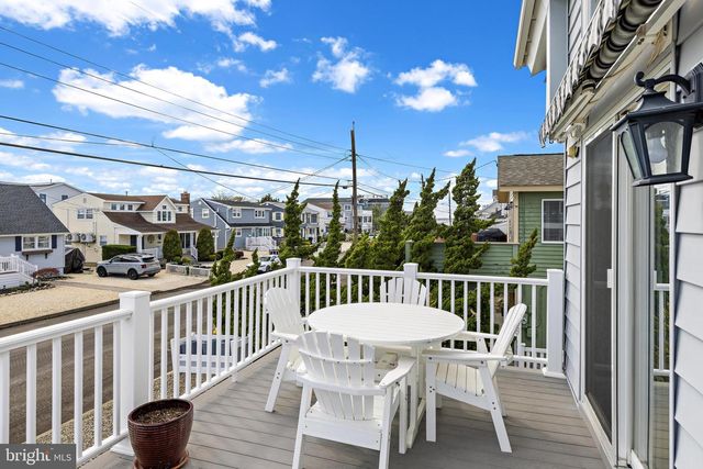 331 N 2ND ST, Surf City, NJ 08008