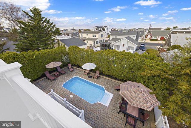 331 N 2ND ST, Surf City, NJ 08008